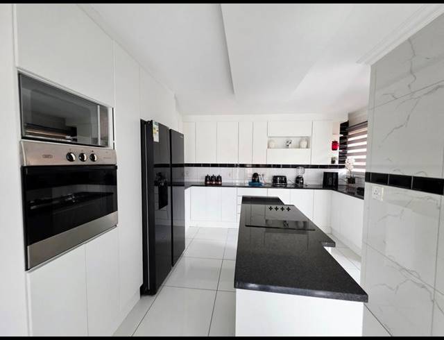 3 BEDROOM HOUSE FOR SALE IN ESTHER PARK